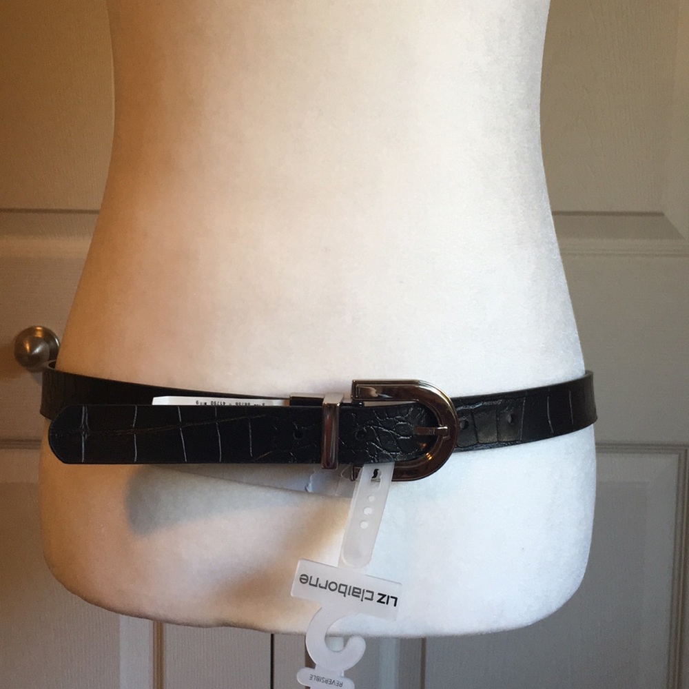 Liz Claiborne black Reversible belt size M